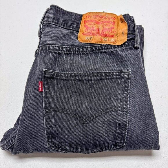 Levis 501 Jeans Mens 31 Black Button Fly Denim Western Cowboy‎ Outdoor 30x33 - Picture 1 of 16